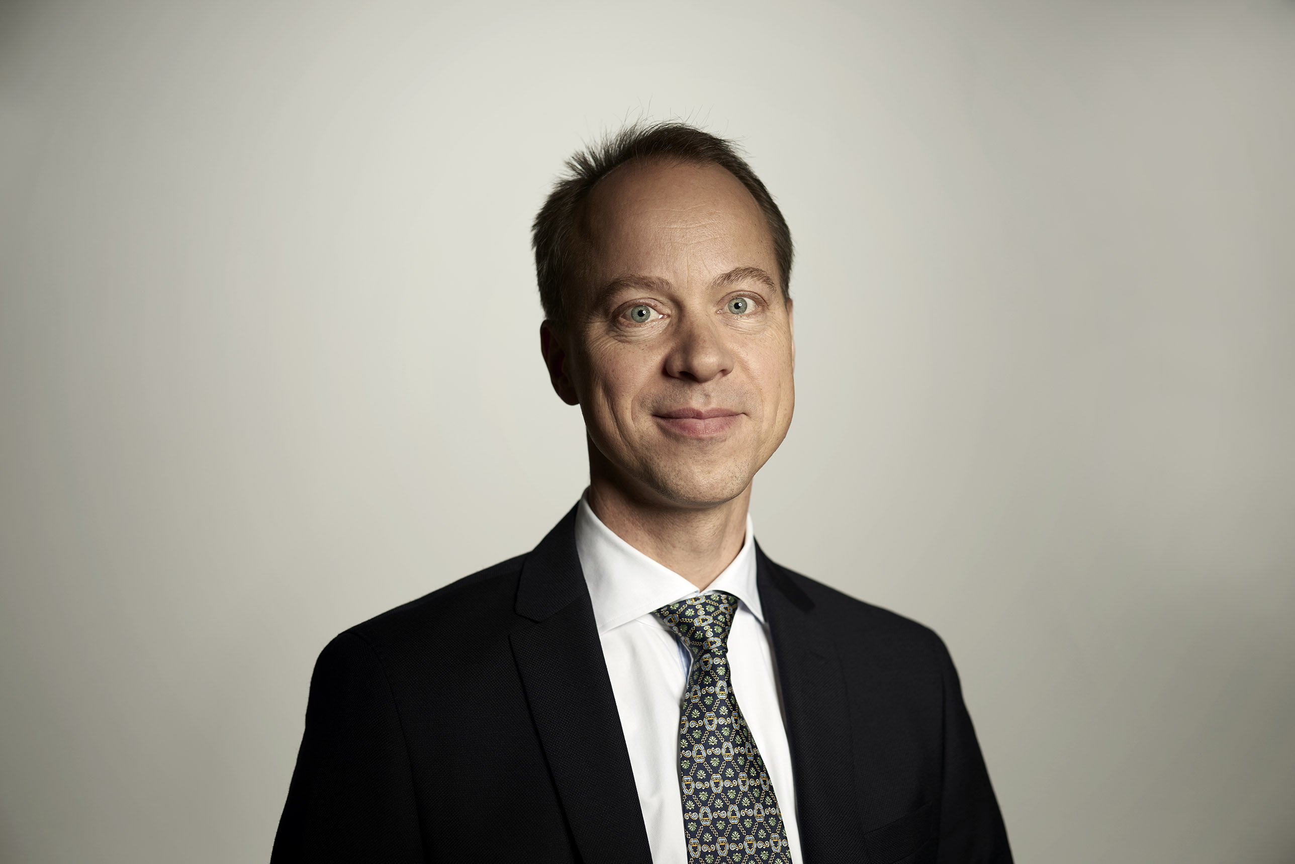 Portrait photo of Lars Birkedal